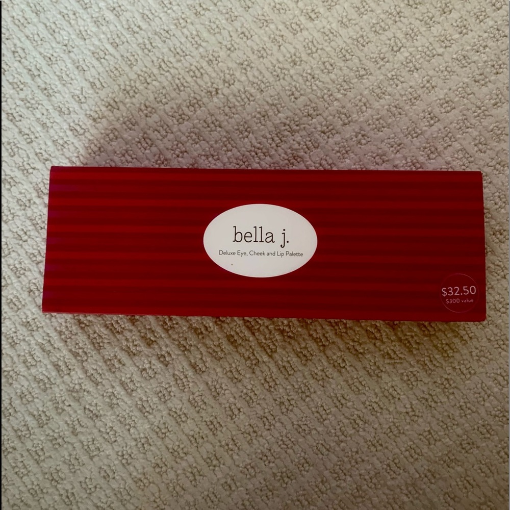 Make-Up Box - Picture 4 of 6